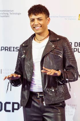 Louis Philippson bei der Verleihung des Deutschen Computerspielpreises 2026 im Herkulessaal der Residenz. München, 29.04.2026