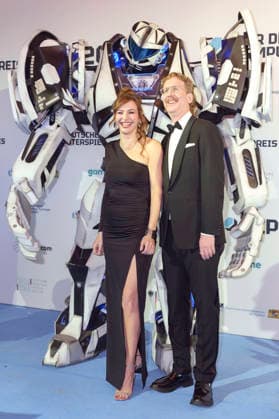 Katrin Bauerfeind und Uke Bosse bei der Verleihung des Deutschen Computerspielpreises 2026 im Herkulessaal der Residenz. München, 29.04.2026