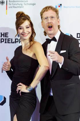 Katrin Bauerfeind und Uke Bosse bei der Verleihung des Deutschen Computerspielpreises 2026 im Herkulessaal der Residenz. München, 29.04.2026