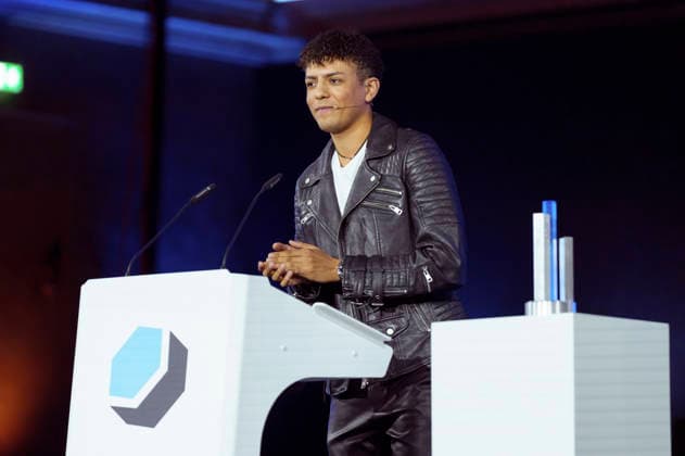 Louis Philippson bei der Verleihung des Deutschen Computerspielpreises 2026 im Herkulessaal der Residenz. München, 29.04.2026