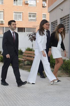 Queen Letizia meets with a representative group of Roma women Queen Letizia and Minister Pablo Bustinduy attend the meeting with a representative group of Roma women at the headquarters of the Fundación Secretariado Gitano, on April 30, 2026, in Madrid Spain The meeting highlights the progress and achievements made in recent years SECRETARIADO GITANO MUJERES GITANAS REINA LETIZIA 30 APRIL 2026 José Ramó Madrid Madrid Madrid Spain  Copyright: xJosÃ xRamonxHernandox 7485739