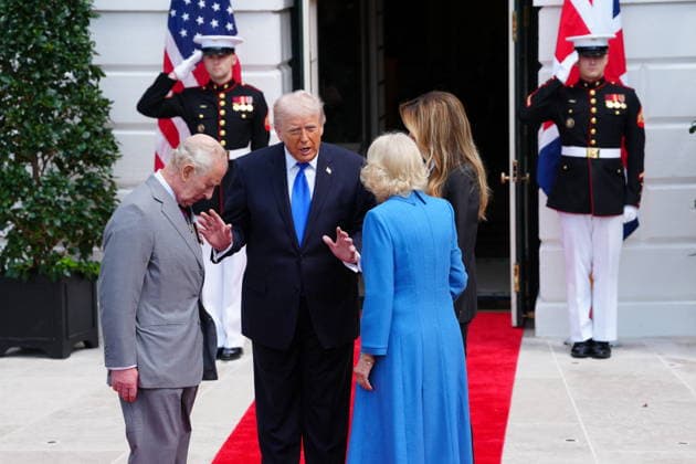 Trumps Bid Farewell to King Charles III and Queen Camilla United States President Donald J Trump and first lady Melania Trump host a Farewell with King Charles III of the United Kingdom of Great Britain and Northern Ireland and Queen Camilla on the South Portico of the White House in Washington, DC, USA, on Thursday, April 30, 2026. Photo by Aaron Schwartz Pool ABACAPRESS.COM Washington District of Columbia United States  Copyright: xPool ABACAx