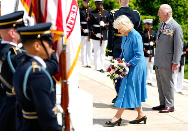 King Charles III and Queen Camilla participate in a Wreath Laying Ceremony at the Tomb of the Unknown Solider at Arlington National Cemetery in Arlington, Virginia on Thursday, April 30, 2026. The King and Queen are ending their four-day state visit to the U.S. in Virginia before returning to the U.K. this evening.  ARL20260430234 BONNIExCASH