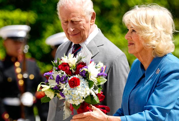 King Charles III and Queen Camilla participate in a Wreath Laying Ceremony at the Tomb of the Unknown Solider at Arlington National Cemetery in Arlington, Virginia on Thursday, April 30, 2026. The King and Queen are ending their four-day state visit to the U.S. in Virginia before returning to the U.K. this evening.  ARL202604302352 BONNIExCASH