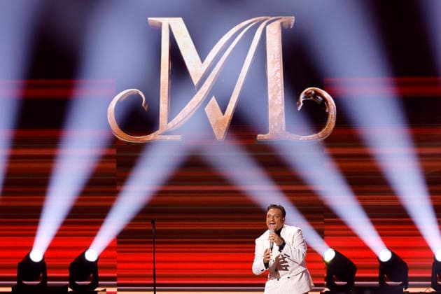 Kandidat Menowin Fröhlich bei der ersten von drei Live-Shows der 22. Staffel der deutschen Gesangs-Castingshow Deutschland sucht den Superstar (DSDS) in den MMC-Studios. Köln, 28.04.2026 NRW Deutschland *** Contestant Menowin Fröhlich at the first of three live shows of the 22nd season of the German singing casting show Deutschland sucht den Superstar DSDS at the MMC Studios Cologne, 28 04 2026 NRW Germany Copyright: xChristophxHardtx