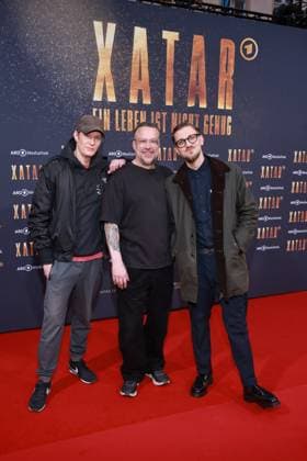 Xatar Dokumentarserie Falk Schacht, Stefan Kauertz, Alex Barbian Premiere der Dokuserie XATAR Ð EIN LEBEN IST NICHT GENUG, Fotografiska Museum Berlin, Berlin Datum: 30.04.2026 Copyright: xEventpress Kratschx