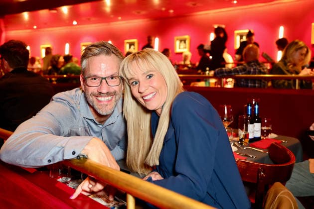 Premiere Roncalli s Apollo Variete POP Culture - Schauspieler Stefan Bockelmann ( Alles was zählt ) mit seiner Frau Tina Bockelmann Düsseldorf Apollo Theater NRW Deutschland