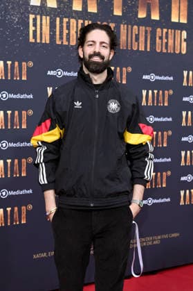 Aria Nejati bei der Premiere der ARD-Dokuserie Xatar - Ein Leben ist nicht genug in der Fotografiska Berlin. Berlin, 30.04.2026