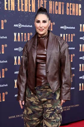 Senna Gammour bei der Premiere der ARD-Dokuserie Xatar - Ein Leben ist nicht genug in der Fotografiska Berlin. Berlin, 30.04.2026