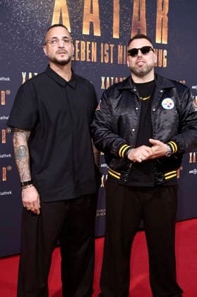 Loco Dice und BENDMA bei der Premiere der ARD-Dokuserie Xatar - Ein Leben ist nicht genug in der Fotografiska Berlin. Berlin, 30.04.2026