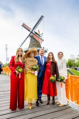 Dokkum, The Netherlands, 2026-04-27 13:09:24 DOKKUM, 27-04-2026 , Dokkum City Centre King Willem-Alexander, Queen Maxima with their daughters Princess Amalia, Princess Alexia and Princess Ariane during King s Day 2026 in Dokkum Photo: NLBeeld POOL Micha Schoemaker Credit: NL Beeld Patrick van Emst  Copyright: xx x