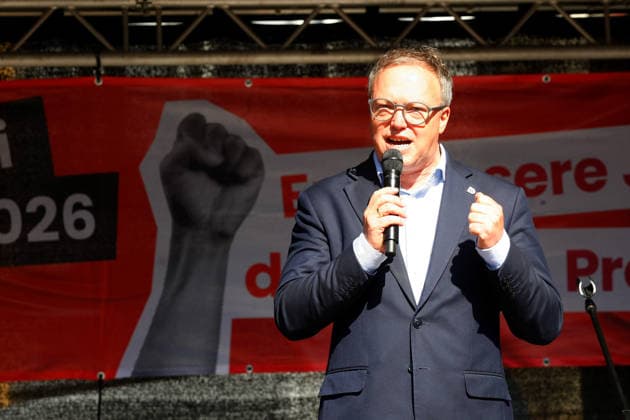 News Bilder des Tages Tag der Arbeit Erfurt, 01.05.2026 Ministerpräsident von Thüringen Mario Voigt auf der Kundgebung zum Tag der Arbeit am 1. Mai auf dem Erfurter Anger Thüringen Deutschland *** Labor Day Erfurt, 01 05 2026 Prime Minister of Thuringia Mario Voigt at the Labor Day rally on 1 May on the Erfurt Anger Thuringia Germany Copyright: xMarioxGentzelx