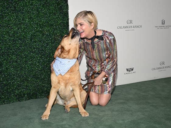 Calamigos Ranch Leading Hotels of the World Accreditation Celebration Selma Blair and Scout arriving to Calamigos Ranch Leading Hotels of the World Accreditation Celebration at Calamigos Ranch Resort & Spa on May 1, 2026 in Malibu, CA. Malibu Calamigos Ranch Resort & Spa California USA Copyright: xLISAxOConnor AFF-USA.comx