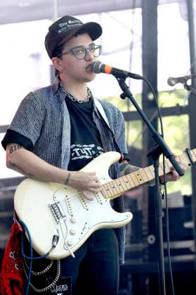 Ryan Cassata live beim 1. Mai Fest auf dem Faustgelände. Hannover, 01.05.2026