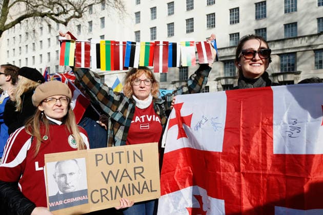 RECORD DATE NOT STATED England, London, People protesting against the Russian invasion of Ukraine. London England EDITORIAL USE ONLY Copyright: x xSeanxAidanx xEyexUbiquitousx SeanxAidanx euphotos050910