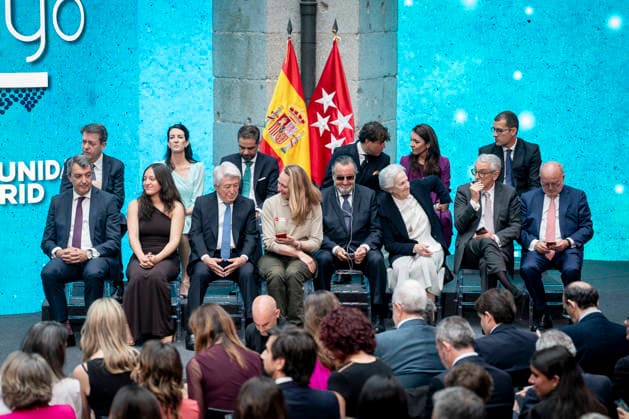 Presentation of the Grand Crosses of the Order of Dos de Mayo The recipients of the Cross of the Order of Dos de Mayo during the presentation of the Grand Crosses of the Order of Dos de Mayo, at the Puerta del Sol in Madrid, on May 2, 2026, in Madrid Spain The Governing Council of the Community of Madrid awards the Grand Cross of the Order of Dos de Mayo to 14 personalities, institutions and social entities in recognition of their professional careers, solidarity and example 02 MAY 2026 A Pé Espana  Copyright: xA.xPÃ rezxMecax 7492529