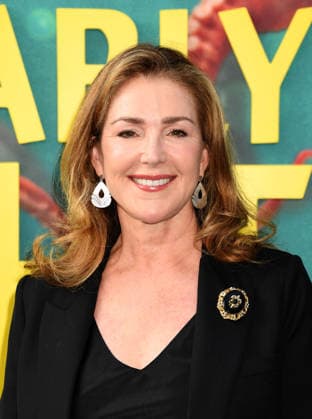 Los Angeles Premiere Of Netflix s Remarkably Bright Creatures - Arrivals LOS ANGELES, CALIFORNIA - APRIL 30: Peri Gilpin attends the Los Angeles Premiere of Netflix s Remarkably Bright Creatures at the Netflix Tudum Theater on April 30, 2026 in Los Angeles, California., Credit:Jeffrey Mayer Avalon United States, CA, Los Angeles, Netflix Tudum Theater  Copyright: xJeffreyxMayerx xAvalonx 1095836831