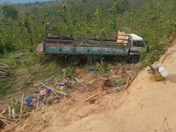 (260502) -- NAY PYI TAW, May 2, 2026 -- This photo taken on May 2, 2026 shows a damaged vehicle at the site of a traffic accident in Nay Pyi Taw, Myanmar. Sixteen people were killed and 21 others were injured when a six-wheeled vehicle carrying bamboo overturned in Nay Pyi Taw, Myanmar, on Saturday, according to the . ( Handout via Xinhua) (SpotNews) MYANMAR-NAY PYI TAW-TRAFFIC ACCIDENT-CASUALTIES MyanmarxFirexServicesxDepartment 
