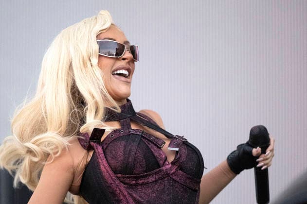 Christina Aguilera live beim Top of the Mountain Closing Concert 2026 auf der Ischgl Stage auf der Idalp. Ischgl, 02.05.2026