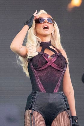 Christina Aguilera live beim Top of the Mountain Closing Concert 2026 auf der Ischgl Stage auf der Idalp. Ischgl, 02.05.2026