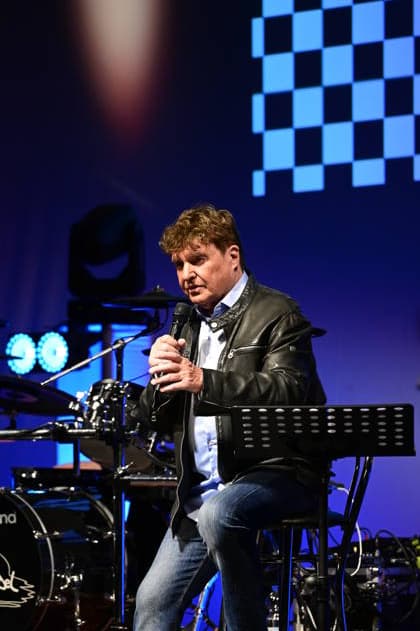 Frank Schöbel live bei einem Konzert seiner Der nächste Frühling Tour im Gerhart-Hauptmann-Theater. Görlitz, 03.05.2026 Copyright: xMatthiasxWehnertx