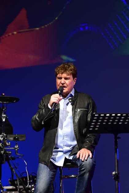 Frank Schöbel live bei einem Konzert seiner Der nächste Frühling Tour im Gerhart-Hauptmann-Theater. Görlitz, 03.05.2026 Copyright: xMatthiasxWehnertx