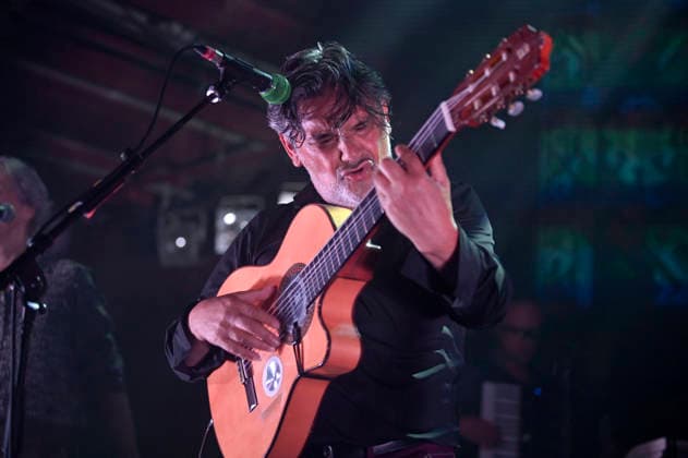 Stefane Mellino von Les NÃ gresses Vertes live bei einem Konzert ihrer Zobi Tour in der Fabrik. Hamburg, 03.05.2026