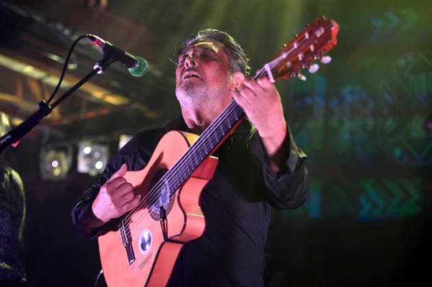 Stefane Mellino von Les NÃ gresses Vertes live bei einem Konzert ihrer Zobi Tour in der Fabrik. Hamburg, 03.05.2026