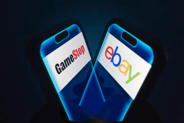 May 4, 2026, Taichung, Taiwan: GameStop and eBay logos displayed on smartphone. GameStop Corp. (NYSE: GME) on Sunday submitted a non-binding proposal to acquire 100 percent of eBay Inc. (Nasdaq: EBAY) at USD 125.00 per share in cash and stock. Aggregate undiluted equity value is approximately USD 55.5 billion, based on eBay s most recently disclosed undiluted share count. Taichung Taiwan - ZUMAc217 20260504_zip_c217_003 Copyright: xAndrexM.xChangx