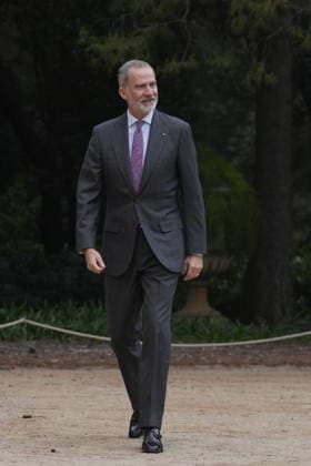 The King presents the National Research Awards 2025 King Felipe VI on his arrival at the presentation of the National Research Awards 2025, at the Palau Pedralbes, on May 4, 2026, in Barcelona, Catalonia Spain These awards are Spains most important recognition in the field of scientific research, and highlight the talent of the people and entities awarded who, through their work, contribute to the advancement and progress of society 04 MAY 2026 Spain  Copyright: xDavidxZorrakinox 7497450