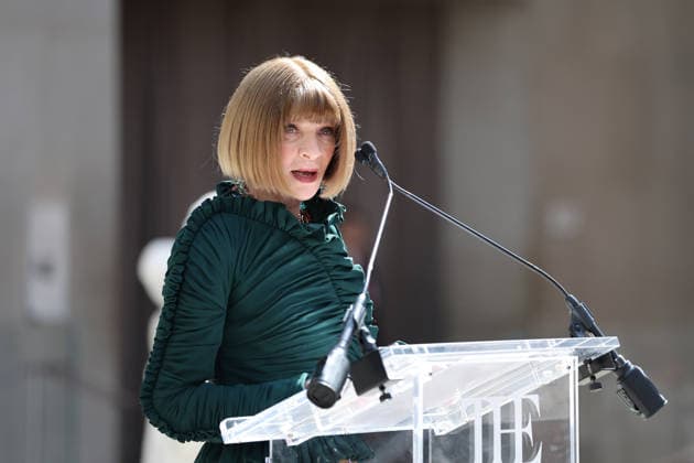 Vogue editor-in-chief Anna Wintour speaks at the ‘Costume Art’ event at the Metropolitan Museum of Art (Met) in New York, USA, 04 May 2026. The Met presents ‘Costume Art,’ the Costume Institute s spring exhibition that explores the historical relationship between clothing and the human body by pairing garments with Western artworks from prehistory to the present, as part of the Met Gala. Met presents the exhibition Costume Art, exploring clothing and the human body !ACHTUNG: NUR REDAKTIONELLE NUTZUNG!  Copyright: xOctavioxGuzmánx AME9228 20260504-55020178532_1