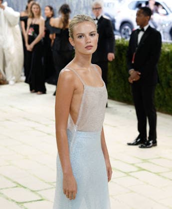 Isla Johnston arrives on the red carpet for the 2026 Met Gala celebrating Costume Art at The Metropolitan Museum of Art on Monday, May 4, 2026 in New York City.  NYP20260504359 JOHNxANGELILLO