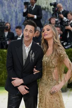 Adrien Brody, Georgina Chapman at arrivals for The 2026 Costume Institute Exhibition COSTUME ART Opening Night Met Gala - Part 3, The Metropolitan Museum of Art, New York, NY, May 04, 2026. Photo By: Kristin Callahan Everett Collection The 2026 Costume Institute Exhibition COSTUME ART Opening Night Met Gala - Part 3 PUBLICATIONXNOTxINxCANxCHNxFRAxITAxJPNxNORxPOLxRUSxESPxUKxUSA