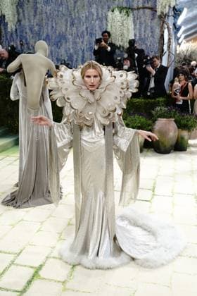 Dree Hemingway at arrivals for The 2026 Costume Institute Exhibition COSTUME ART Opening Night Met Gala - Part 3, The Metropolitan Museum of Art, New York, NY, May 04, 2026. Photo By: Kristin Callahan Everett Collection The 2026 Costume Institute Exhibition COSTUME ART Opening Night Met Gala - Part 3 PUBLICATIONXNOTxINxCANxCHNxFRAxITAxJPNxNORxPOLxRUSxESPxUKxUSA