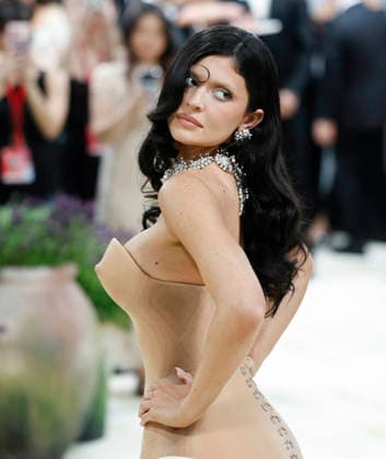 Kylie Jenner arrives on the red carpet for the 2026 Met Gala celebrating Costume Art at The Metropolitan Museum of Art on Monday, May 4, 2026 in New York City.  NYP202605045048 JOHNxANGELILLO