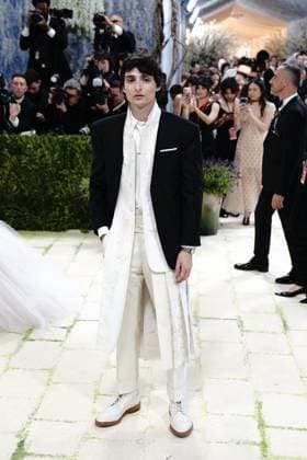 Finn Wolfhard at arrivals for The 2026 Costume Institute Exhibition COSTUME ART Opening Night Met Gala - Part 4, The Metropolitan Museum of Art, New York, NY, May 04, 2026. Photo By: Kristin Callahan Everett Collection The 2026 Costume Institute Exhibition COSTUME ART Opening Night Met Gala - Part 4 PUBLICATIONXNOTxINxCANxCHNxFRAxITAxJPNxNORxPOLxRUSxESPxUKxUSA