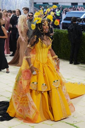 American singer SZA poses on the white carpet at the Met Gala in New York, United States, 04 May 2026. The White Carpet at the 2026 Met Gala !ACHTUNG: NUR REDAKTIONELLE NUTZUNG!  Copyright: xOctavioxGuzmánx AME9434 20260505-55020181768_1