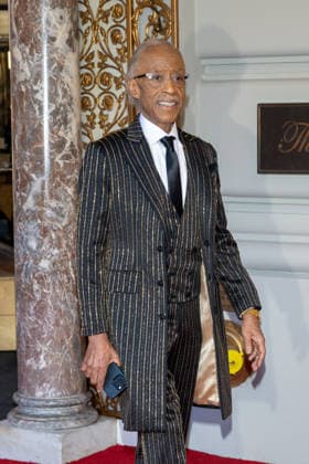 The Pierre Hotel: 2026 Met Gala Departures, New York, USA - 04 May 2026 Rev. Al Sharpton departs the Pierre Hotel for 2026 Met Gala on May 04, 2026 in New York City. New York United States Copyright: xRonxAdarx xSOPAxImagesx _radar_pierre_20260504_01037
