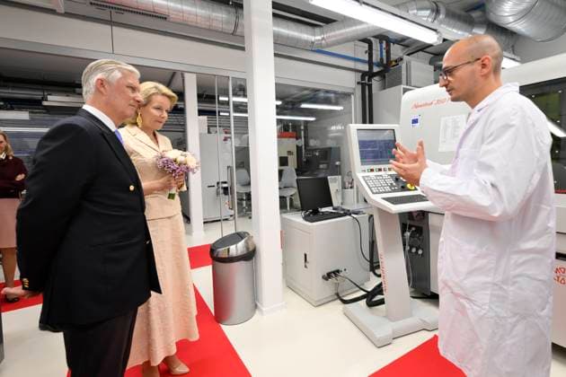 King Philippe And Queen Mathilde Visit The Province of Flemish Brabant VLAAMS-BRABANT, BELGIUM - MAY 05: King Philippe of Belgium and Queen Mathilde of Belgium pictured visiting VUB Photonics-campus en VUB STEAM Academie in Pajottegem during a trip to the province of Flemish Brabant on May 05, 2026 in Vlaams-Brabant, Belgium, 05 05 2026 Vlaams-Brabant Belgium  Copyright: xPhilipxReynaersx