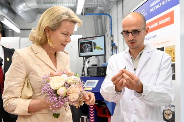 King Philippe And Queen Mathilde Visit The Province of Flemish Brabant VLAAMS-BRABANT, BELGIUM - MAY 05: King Philippe of Belgium and Queen Mathilde of Belgium pictured visiting VUB Photonics-campus en VUB STEAM Academie in Pajottegem during a trip to the province of Flemish Brabant on May 05, 2026 in Vlaams-Brabant, Belgium, 05 05 2026 Vlaams-Brabant Belgium  Copyright: xPhilipxReynaersx