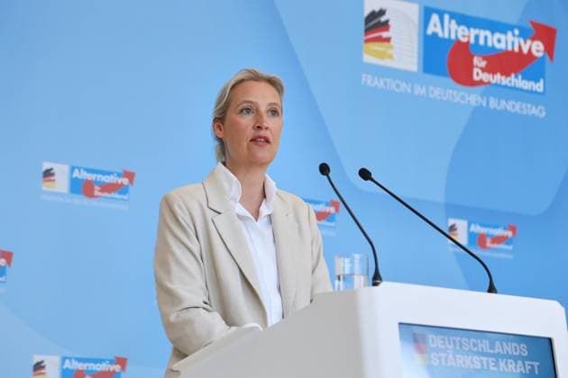 Berlin, Deutschland, 05.05.2026: Deutscher Bundestag: AfD-Fraktionssitzung: Alice Weidel, AfD, gibt ein Pressestatement *** Berlin, Germany, 05 05 2026 German Bundestag AfD parliamentary group meeting Alice Weidel, AfD, gives a press statement Copyright: xdtsxNachrichtenagenturx dts_117795