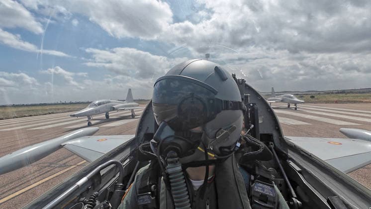 05-05-2026 Leonor, Princess of Asturias flies in an F-5 jet aircraft with a 23rd Wing instructor at the 23rd Wing Fighter and Attack Military School at the Talavera la Real Air Base, 22 April 2026, in Badajoz, Spain. Â  Copyright: xPPEx