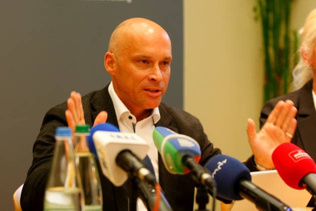 Erfurt, 05.05.2026 Andreas Horn, Oberbürgermeister, beim Pressegespräch anlässlich des AfD-Bundesparteitags in Erfurtvom 3. bis 5. Juli 2026 findet in Erfurt der Bundesparteitag der AfD statt. Zum aktuellen Zeitpunkt sind neun Gegendemonstrationen angemeldet, außerdem finden sowohl am Freitag- als auch am Samstagabend Konzerte auf dem Domplatz statt. Daraus ergeben sich große Herausforderungen, die es bestmöglich zu lösen gilt. Thüringen deutschland *** Erfurt, 05 05 2026 Andreas Horn, Lord Mayor, at the press conference on the occasion of the AfD federal party conference in ErfurtThe AfD federal party conference will take place in Erfurt from 3 to 5 July 2026 Nine counter-demonstrations have currently been registered, and concert Copyright: xMarioxGentzelx