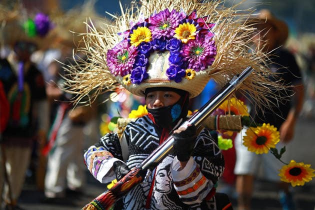 Cinco de Mayo celebrations in Mexico City MEXICO CITY, MEXICO - MAY 05: A child takes part in a reenactment of the Battle of Puebla during Cinco de Mayo celebrations, in Mexico City, Mexico on May 05, 2026. Residents of the Penon de los Banos neighborhood have gathered annually for more than 90 years to commemorate the Mexican army’s victory over French forces at the Battle of Puebla, staging a street reenactment with period costumes, cannons and gunpowder-loaded firearms. Daniel Cardenas Anadolu Mexico City Mexico. Editorial use only. Please get in touch for any other usage.  Copyright: x2026xAnadoluxDanielxCardenasx