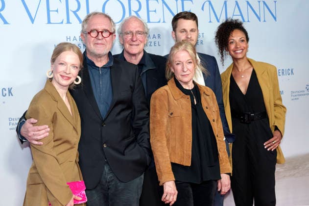 Lene Dax, Harald Krassnitzer, August Zirner, Dagmar Manzel, Welf Reinhart und Dionne Wudu bei der Premiere des Kinofilms Der verlorene Mann im City Kino. München, 05.05.2026 *** Lene Dax, Harald Krassnitzer, August Zirner, Dagmar Manzel, Welf Reinhart and Dionne Wudu at the premiere of the movie Der verlorene Mann at City Kino Munich, 05 05 2026 Foto:xN.xKolinzx xFuturexImagex mann_6515