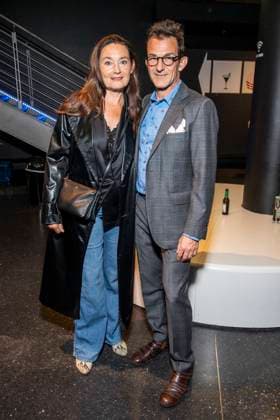 ABB DRACULA- Jacqueline Macaulay und Hans Werner Meyer auf dem blauen Teppich bei der Pemiere von Dracula - Das Musical im BlueMax Theater am 05.05.2026 in Berlin Berlin Deutschland