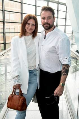 ABB DRACULA- Alexandra Sophie und Felix von Jascheroff Frau auf dem blauen Teppich bei der Pemiere von Dracula - Das Musical im BlueMax Theater am 05.05.2026 in Berlin Berlin Deutschland