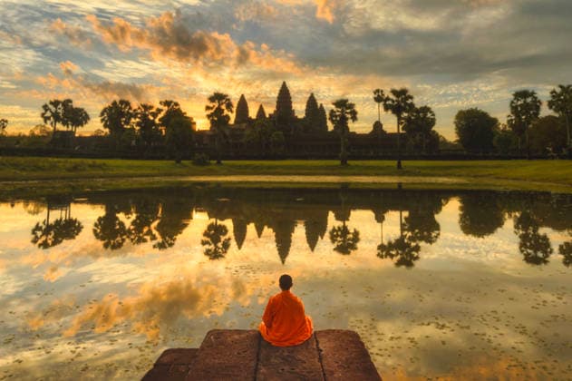 Sunrise view of ancient temple complex Angkor Wat Siem Reap, Cam Krong Siem Reap, Siem Reap Province, Cambodia CR_SSBW26050510-2012234-01 ,model released, Symbolfoto