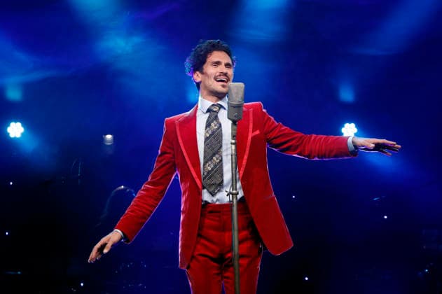 Vladimir Korneev beim Photocall zu seinem neuen Programm Vladimir Korneev singt Dalida - Um nicht allein zu sein im Tipi am Kanzleramt. Berlin, 05.05.2026