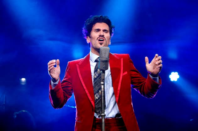 Vladimir Korneev beim Photocall zu seinem neuen Programm Vladimir Korneev singt Dalida - Um nicht allein zu sein im Tipi am Kanzleramt. Berlin, 05.05.2026